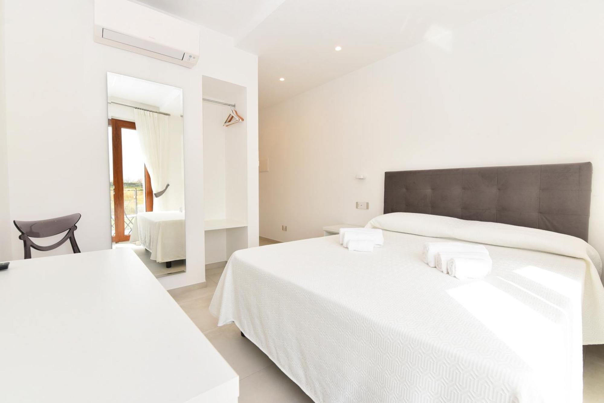 アジェーロラ Casa Emma Bed & Breakfast エクステリア 写真